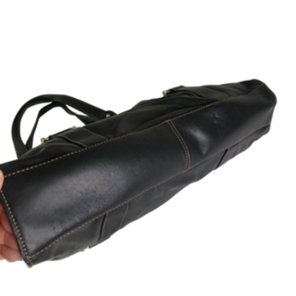 Liz Claiborne Black Leather Tote with Center Zip Divider Pouch and Pockets - Picture 5 of 11